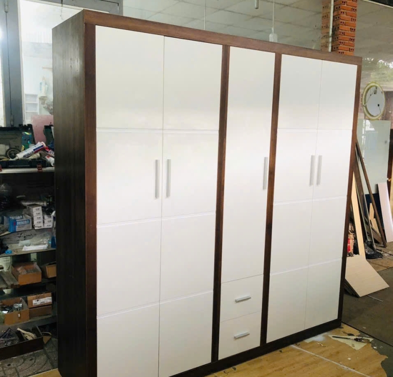 Tủ áo MDF 4 cánh mở phối màu trắng - nâu gỗ